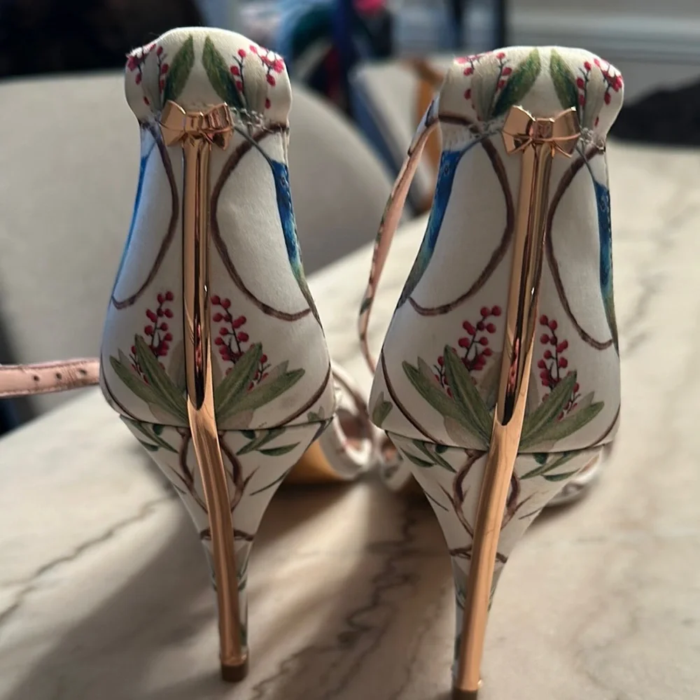 Ted Baker Floral Women's Sandals - Cream and Rose Gold. New, never worn. 4” hee - Picture 1 of 6